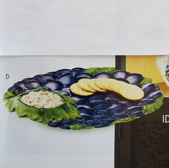 Celebrating Home NEW Stoneware Grape Platter Decorative Microwaveable oven safe - Picture 3 of 5